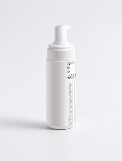 Olè Blanc Cleansing Foam