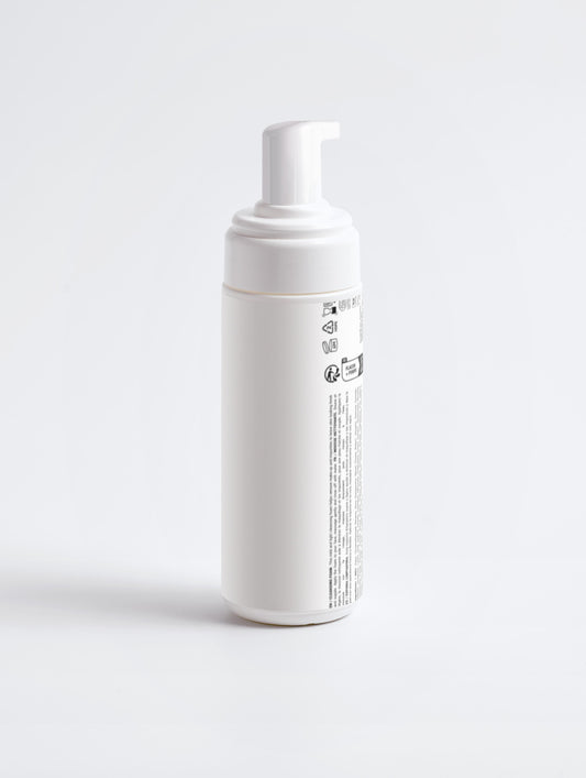 Olè Blanc Cleansing Foam