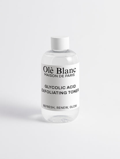 Olè Blanc Glycolic Acid Exfoliating Toner