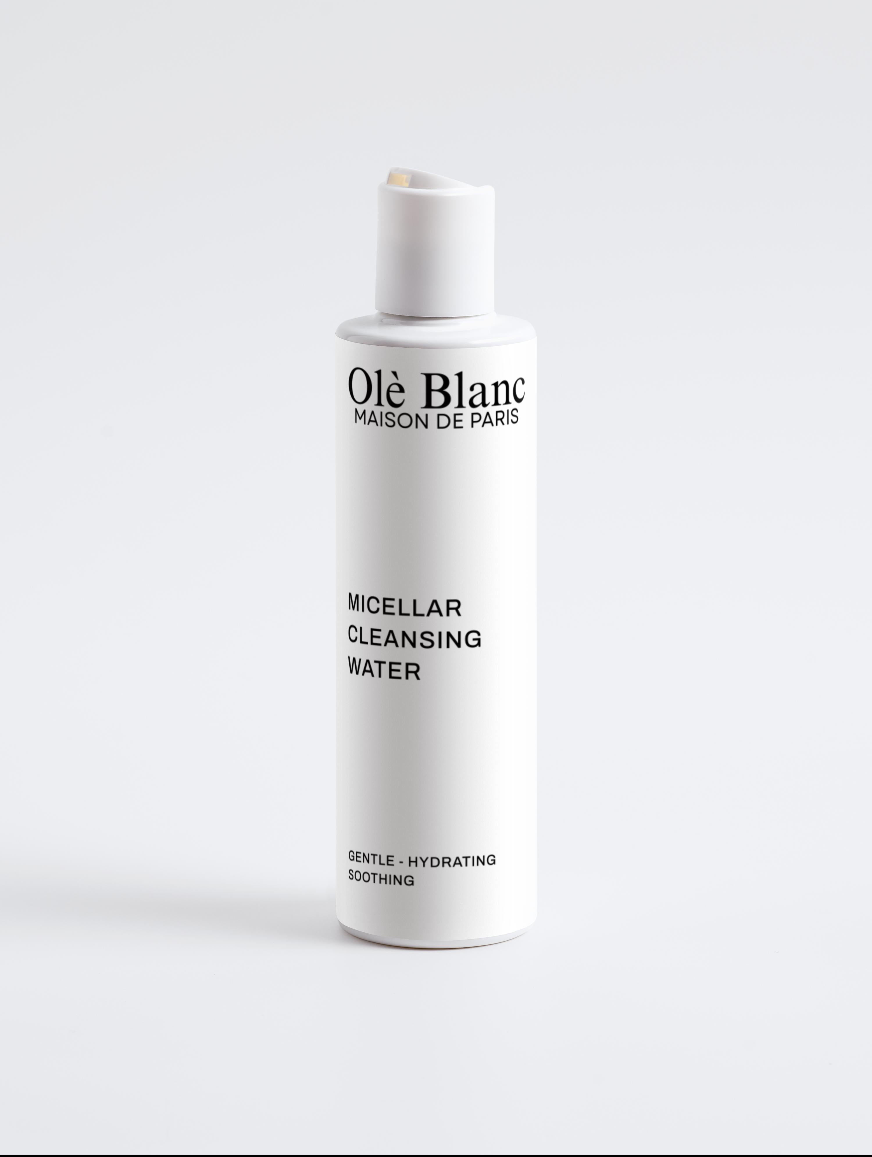 Olè Blanc Micellar Cleansing Water