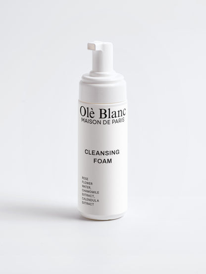 Olè Blanc Cleansing Foam